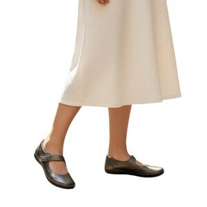 Vionic Harper Gray Metallic Mary Jane Shoes Size 8